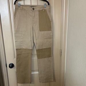 CAbi Women's Khaki Straight Leg Cargo Pants Champion Captain Pant size 8 NEW!